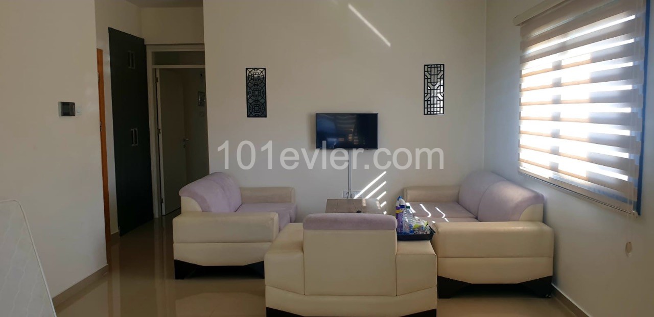 2+1 fully furnished double bathroom apartment with barbecue in Gönyeli