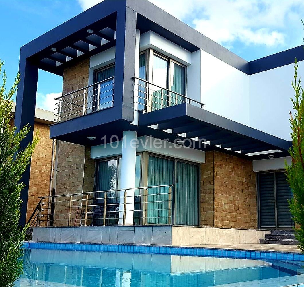 LUXURY VILLAS IN ÇATALKOY ** 