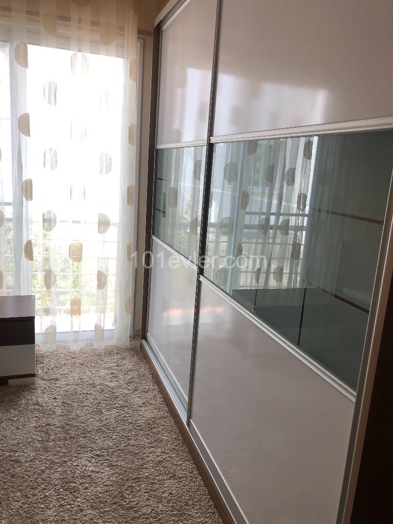 Ortaköyde lüks 3 + 1 full eşyalı daire