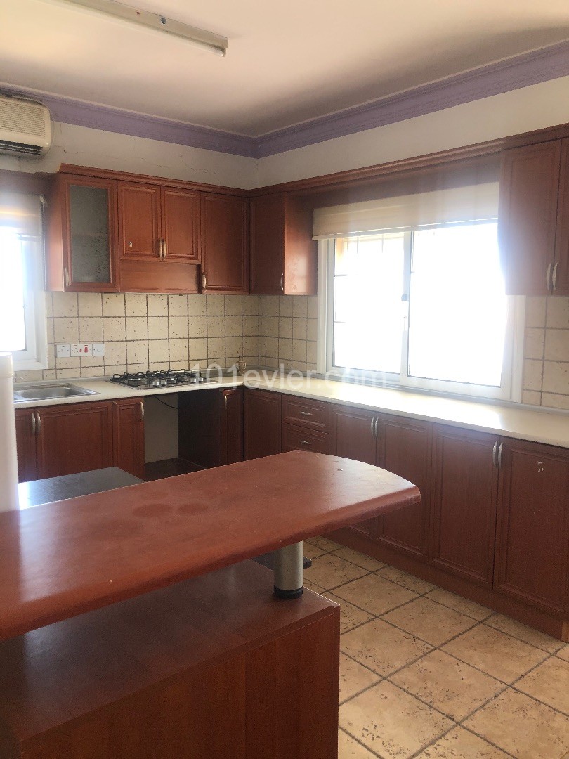 3 + 1 furnished apartment with fireplace for sale in Metehan district ** 