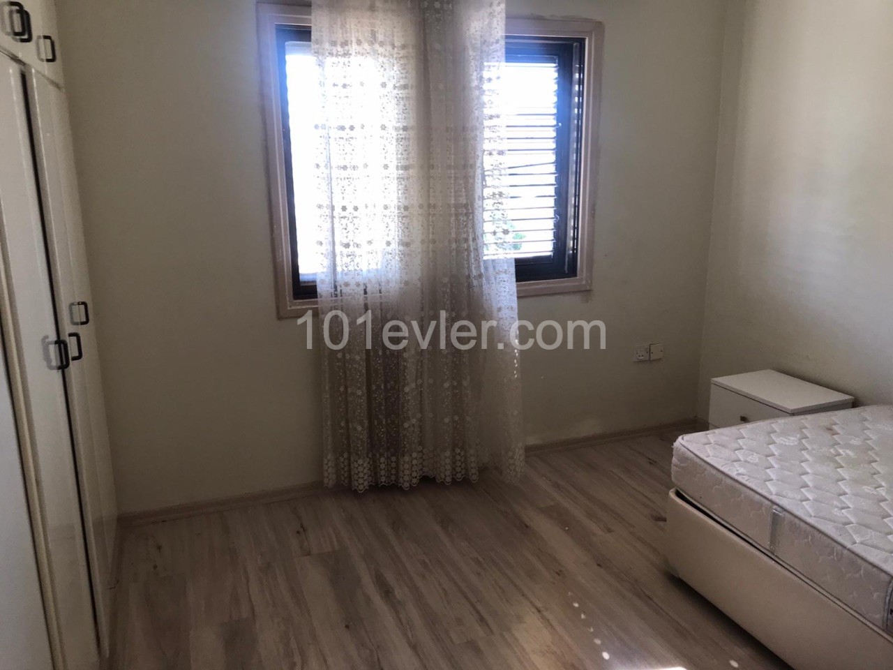 3 + 1 apartments for sale in Yenişehir district of Nicosia ** 