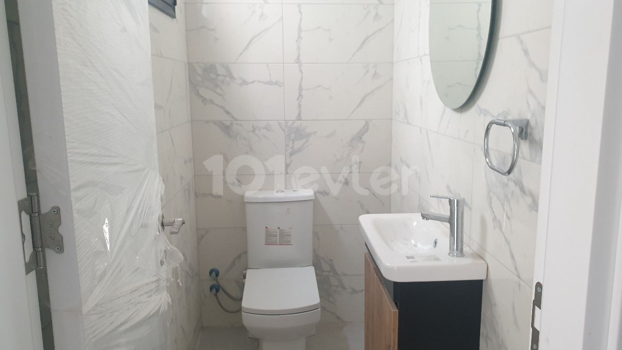 YENIKENT SUPER LU LLOGARA PENTHOUSE ** 