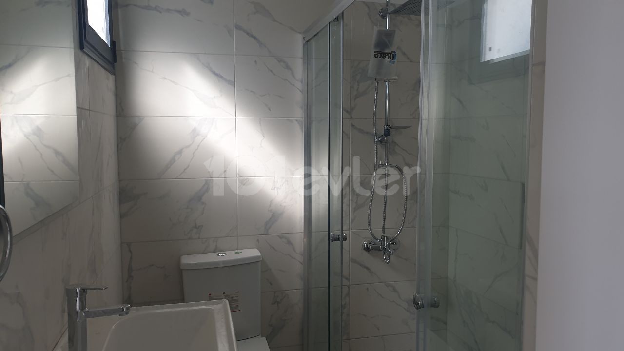 YENIKENT SUPER LU LLOGARA PENTHOUSE ** 