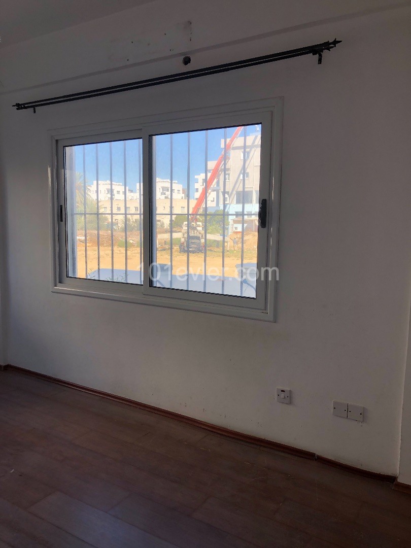 Flat For Sale in Küçük Kaymaklı, Nicosia