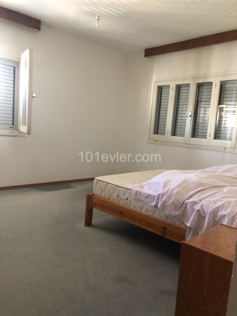 Yenişehir’de 3 + 1 kiralık eşyasız ticari izinle daire 