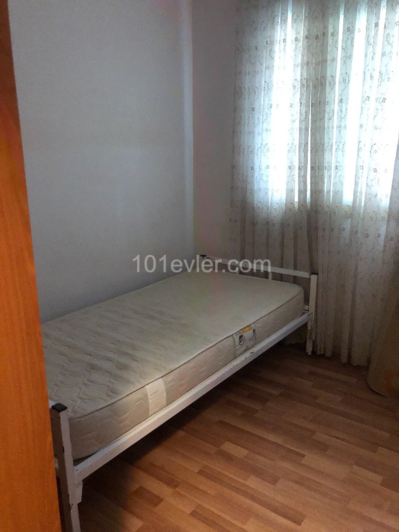 Kızılbaş  bölgesinde 3 + 1 full eşyalı kiralık daire