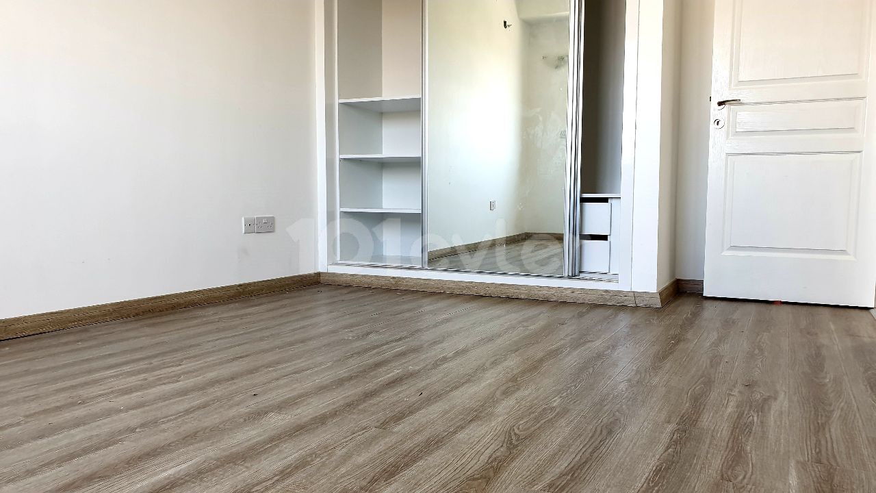 GENİŞ TARASLI LÜX PENTHOUSE 