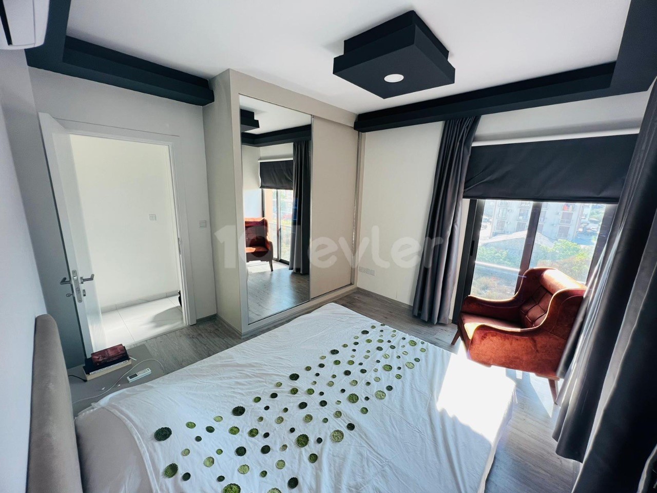 2 + 1 super luxury rental apartment in Küçük kaymaklı ** 