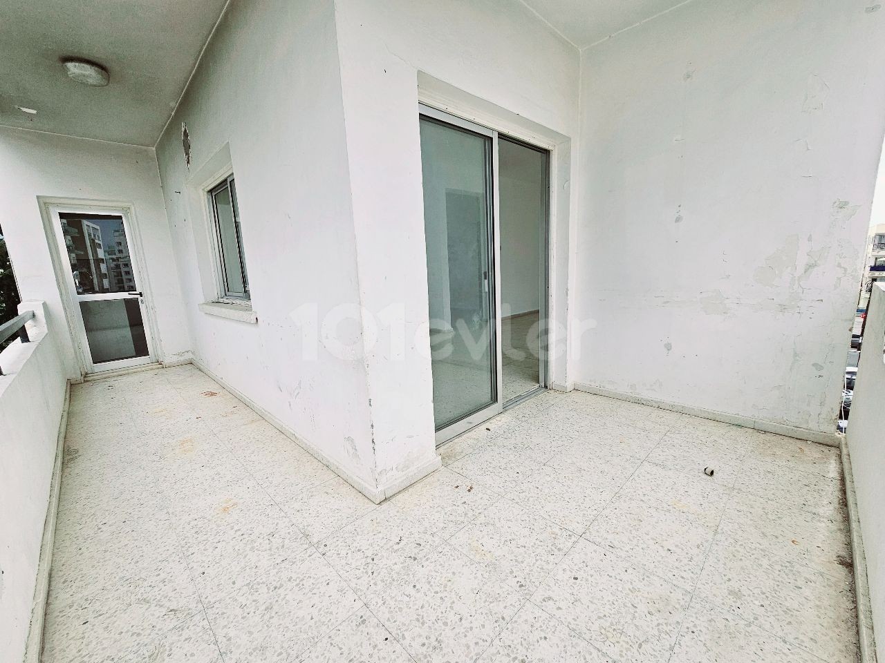 YENİ LiMAN BÖLGESİ, TÜRK MALI,150 M2, 3+1 DAİRE 