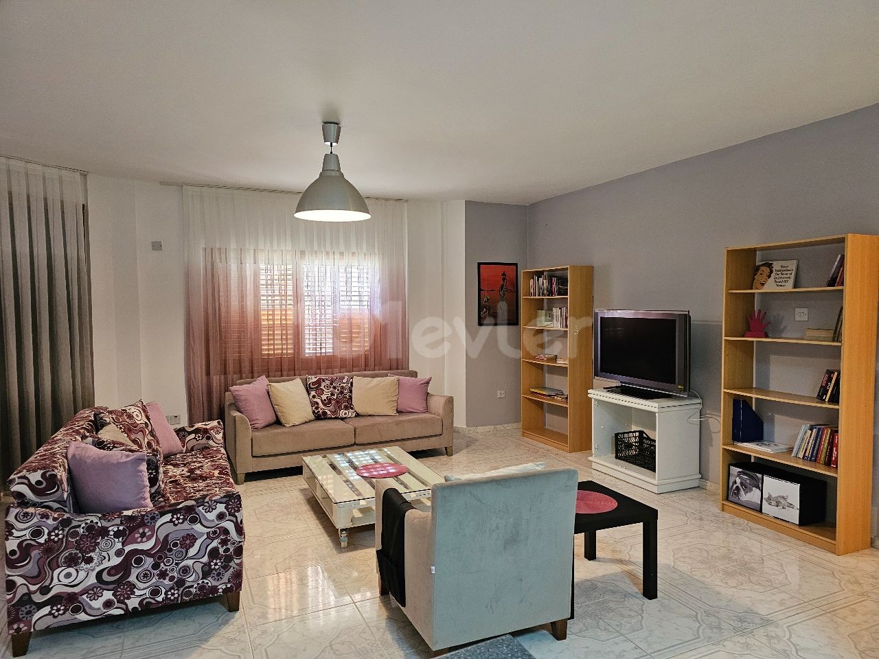 3+1 Spacious Flat in Kyrenia Center