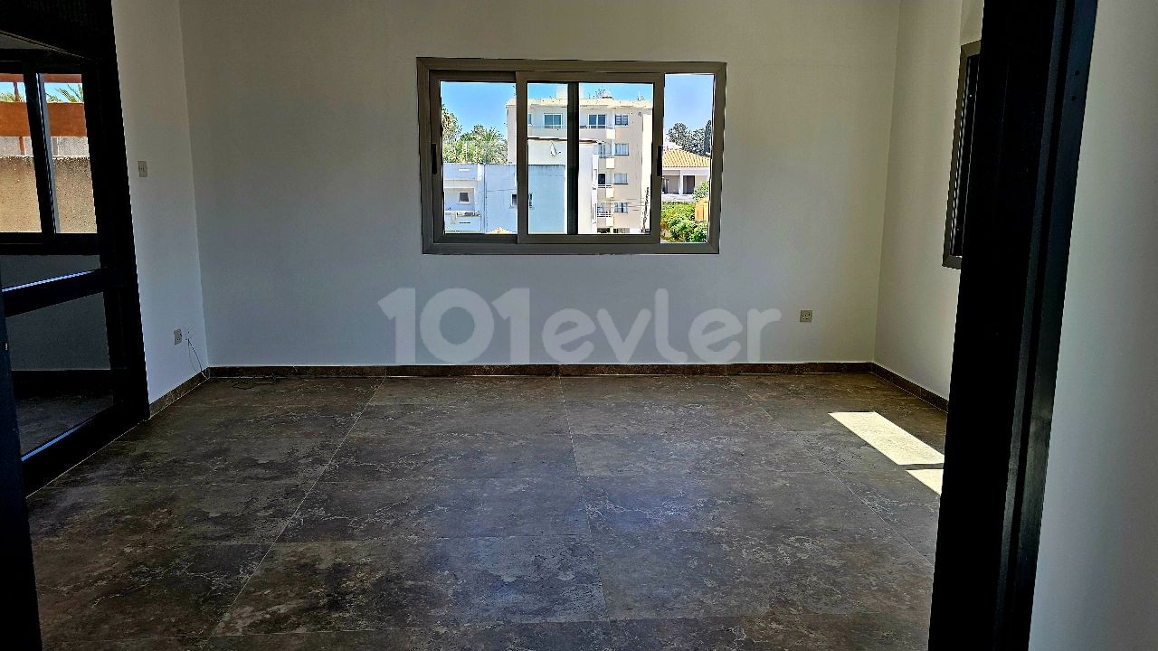 KÖŞKLÜÇİFTLİK RENOVATED 3+1 FLAT