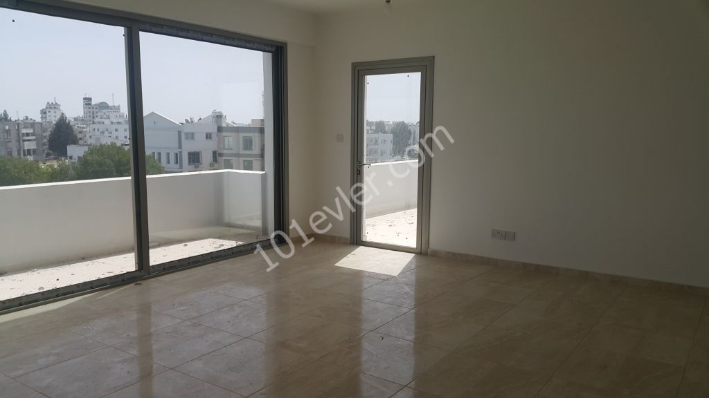 Penthouse For Sale in Yenişehir, Nicosia