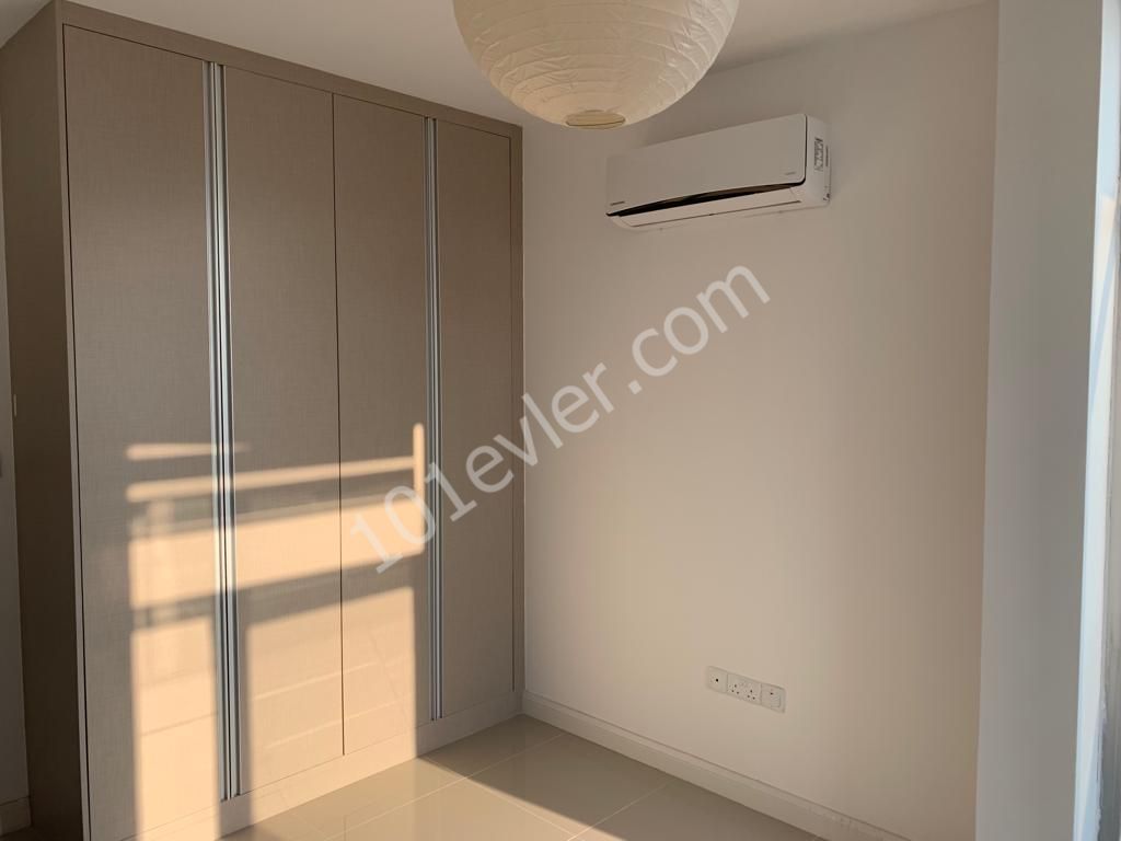 Girne Merkezde Kiralık 2+1 110m2