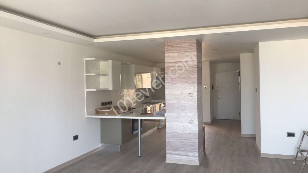 Flat To Rent in Girne Merkez, Kyrenia