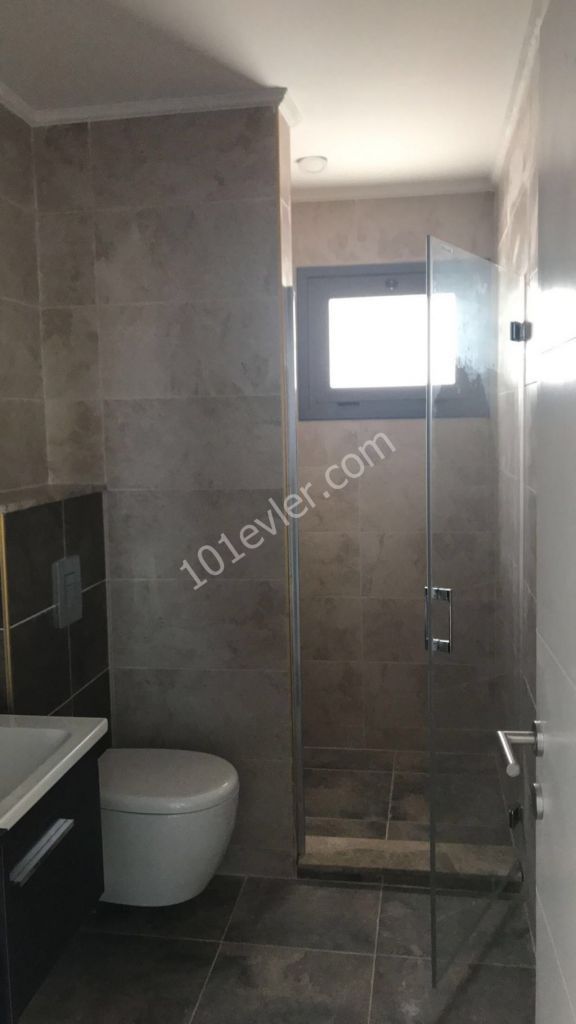 Flat To Rent in Girne Merkez, Kyrenia