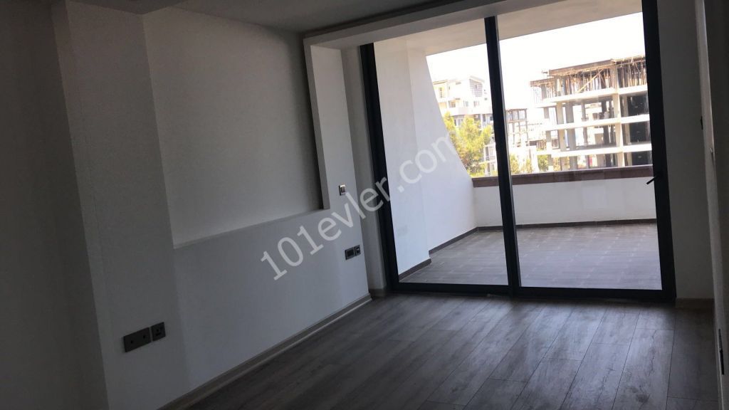 Flat To Rent in Girne Merkez, Kyrenia