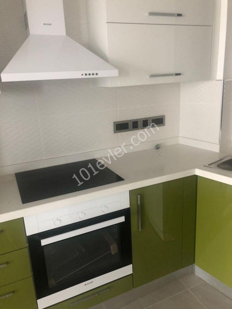 Girne Merkez'de kiralık 2+1