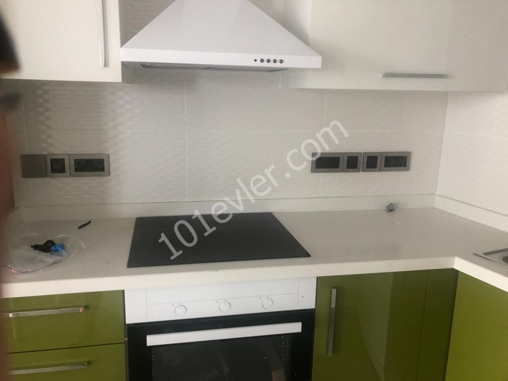 Girne Merkez'de kiralık 2+1