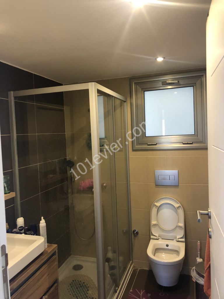 Flat To Rent in Girne Merkez, Kyrenia