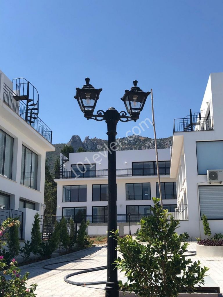 Business To Rent in Yukarı Girne, Kyrenia