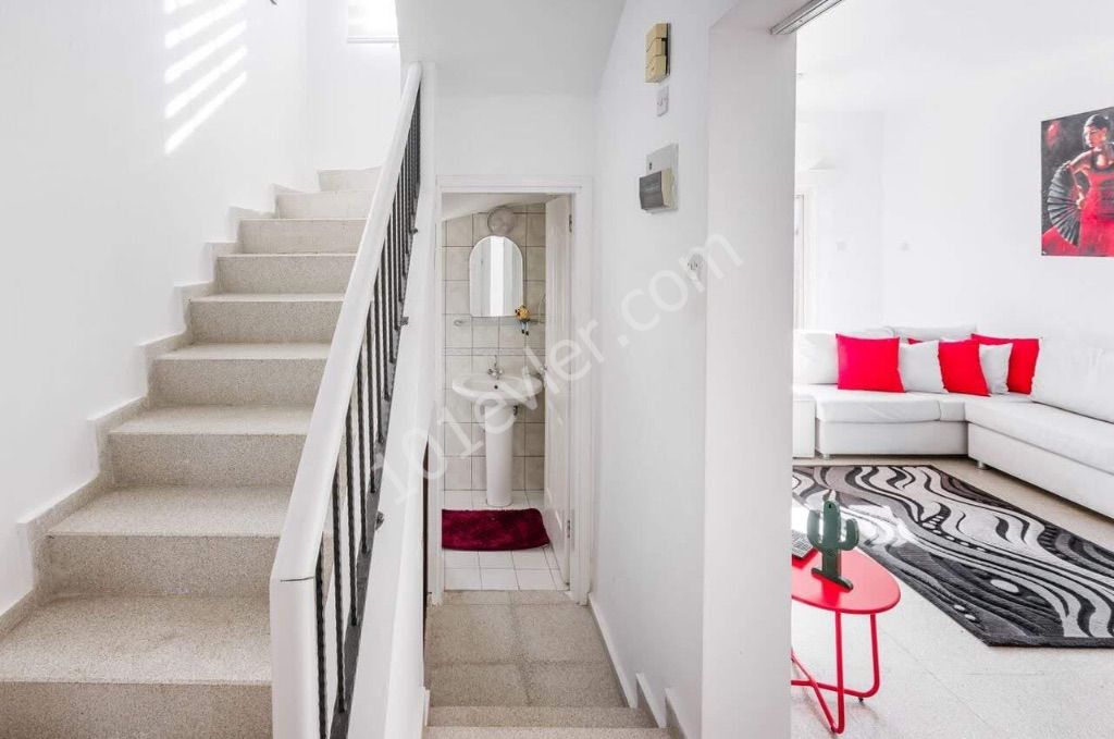 Semi Detached To Rent in Karaoğlanoğlu, Kyrenia