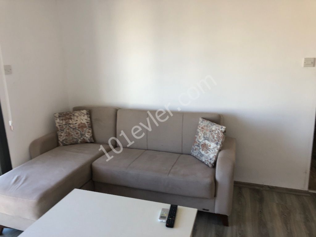 Flat To Rent in Girne Merkez, Kyrenia