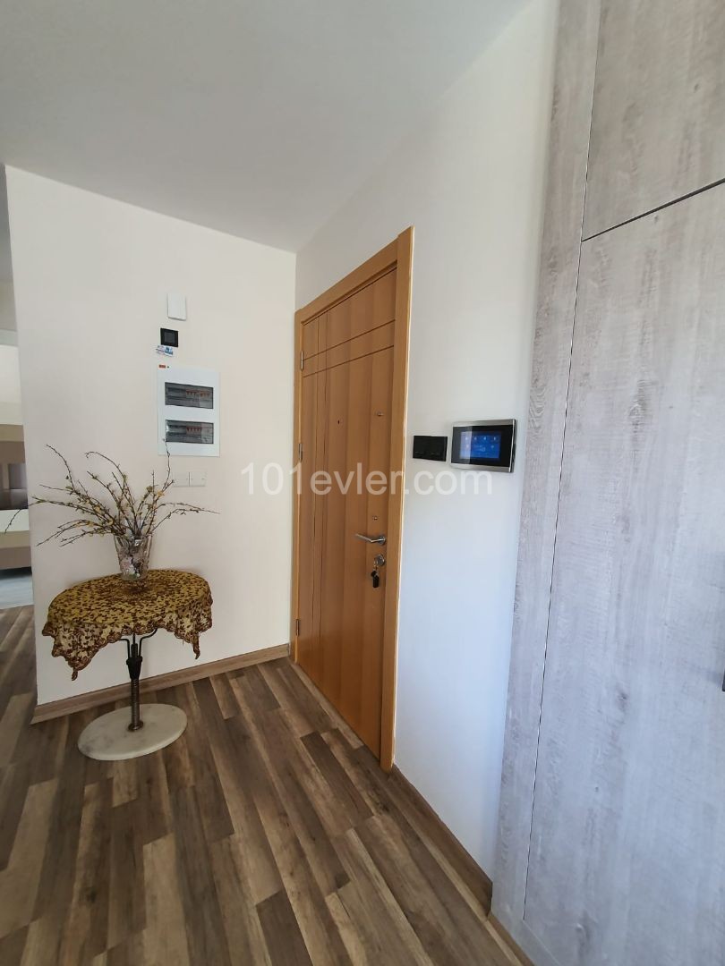 2+1 for sale in the center of Kyrenia ** 