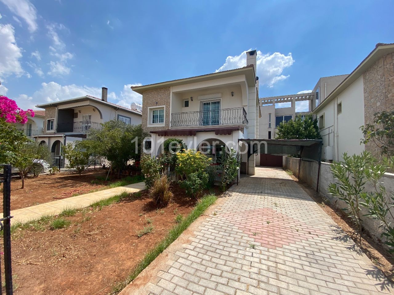 Detached House for Sale in Yenikent ** 