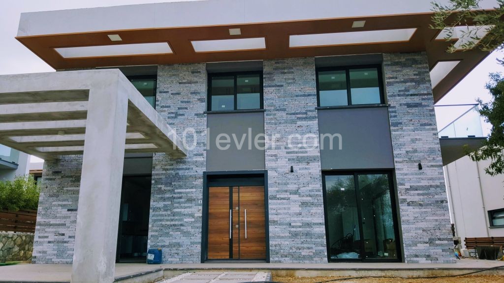 Girne Edremit bölgesinde satılık villa