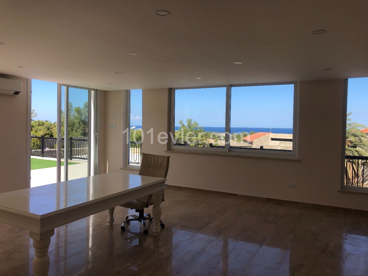 Villa for Rent with Sea View Pool in Çatalköy ** 