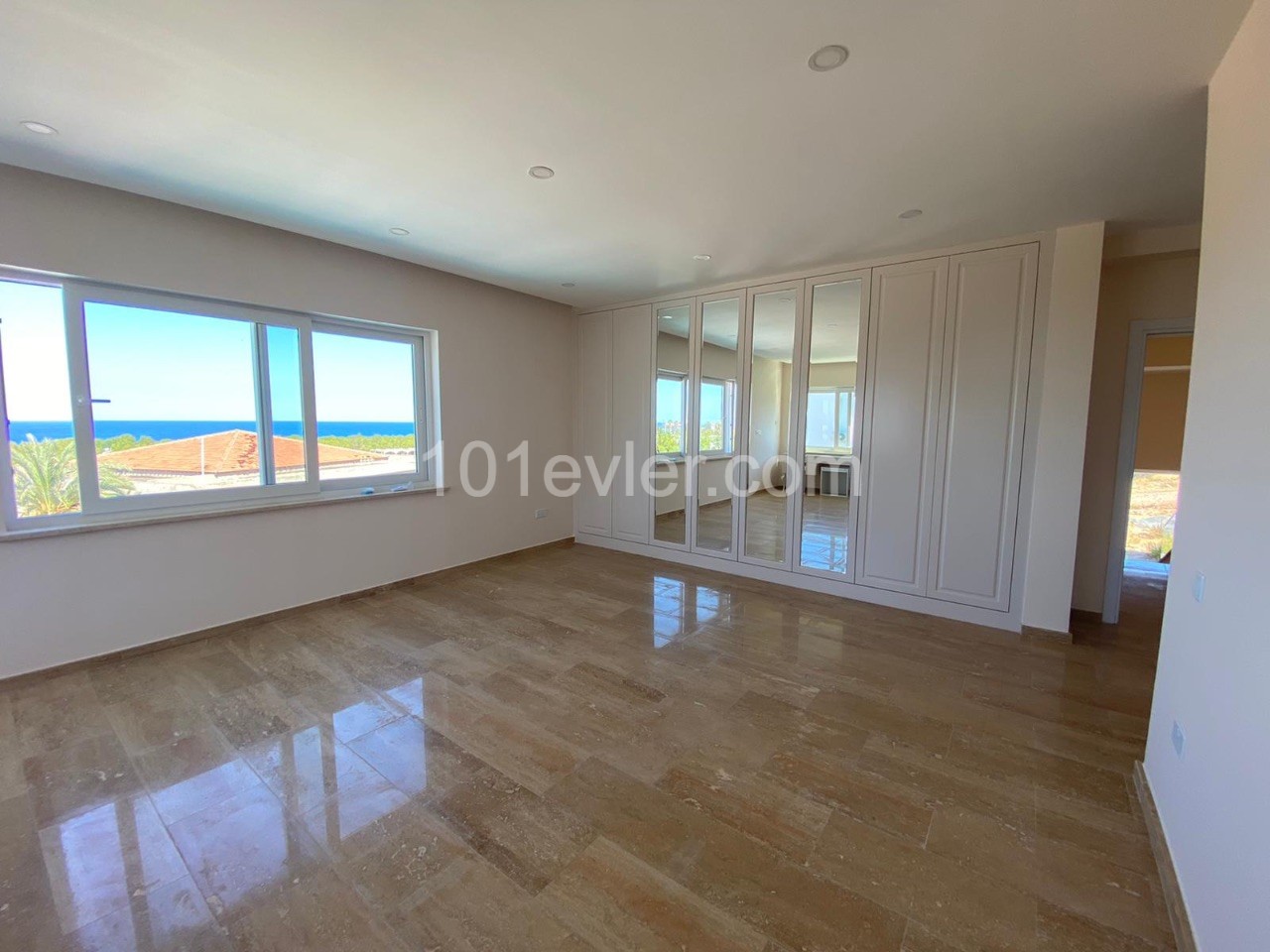 Villa for Rent with Sea View Pool in Çatalköy ** 