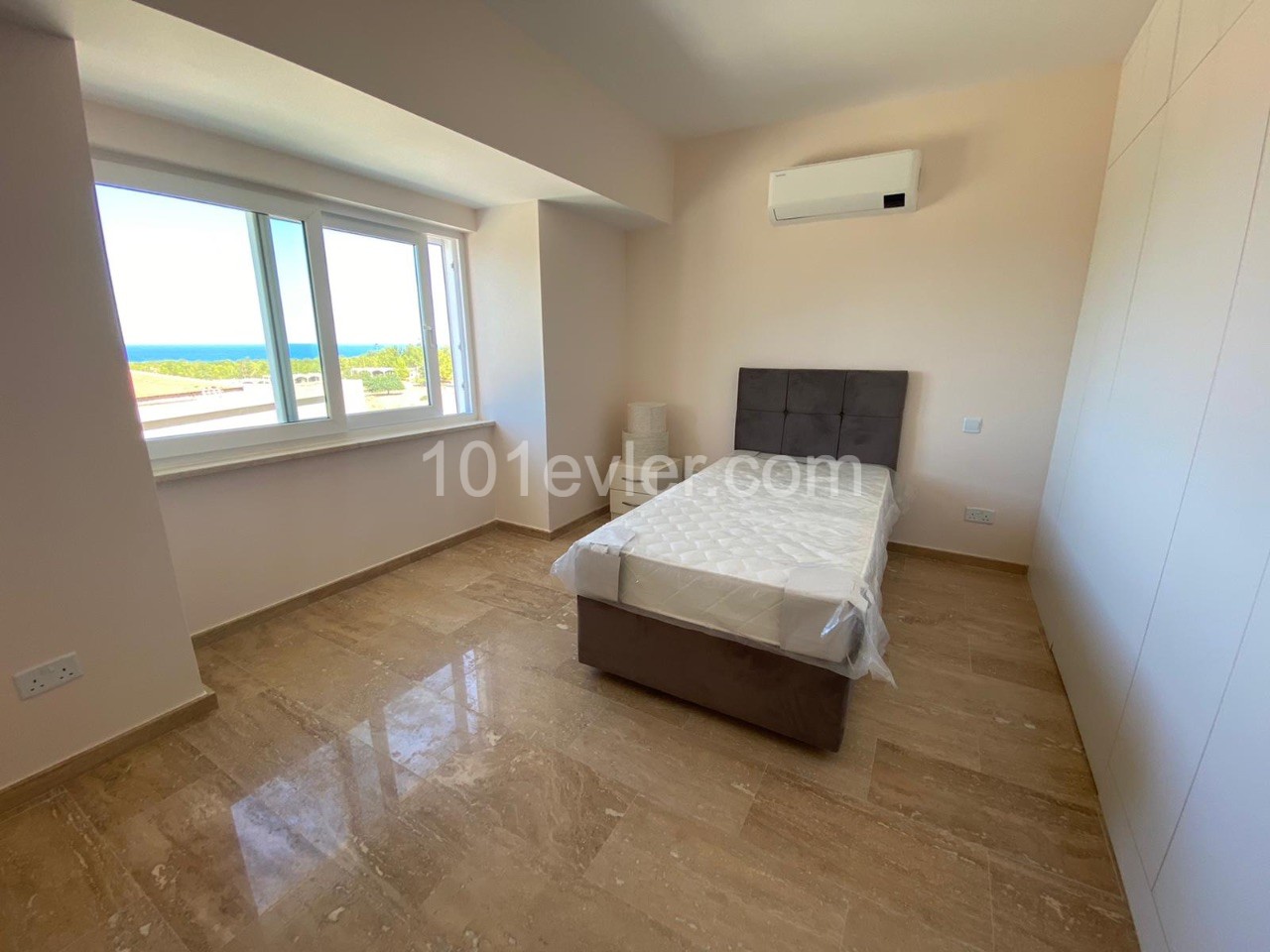 Villa for Rent with Sea View Pool in Çatalköy ** 