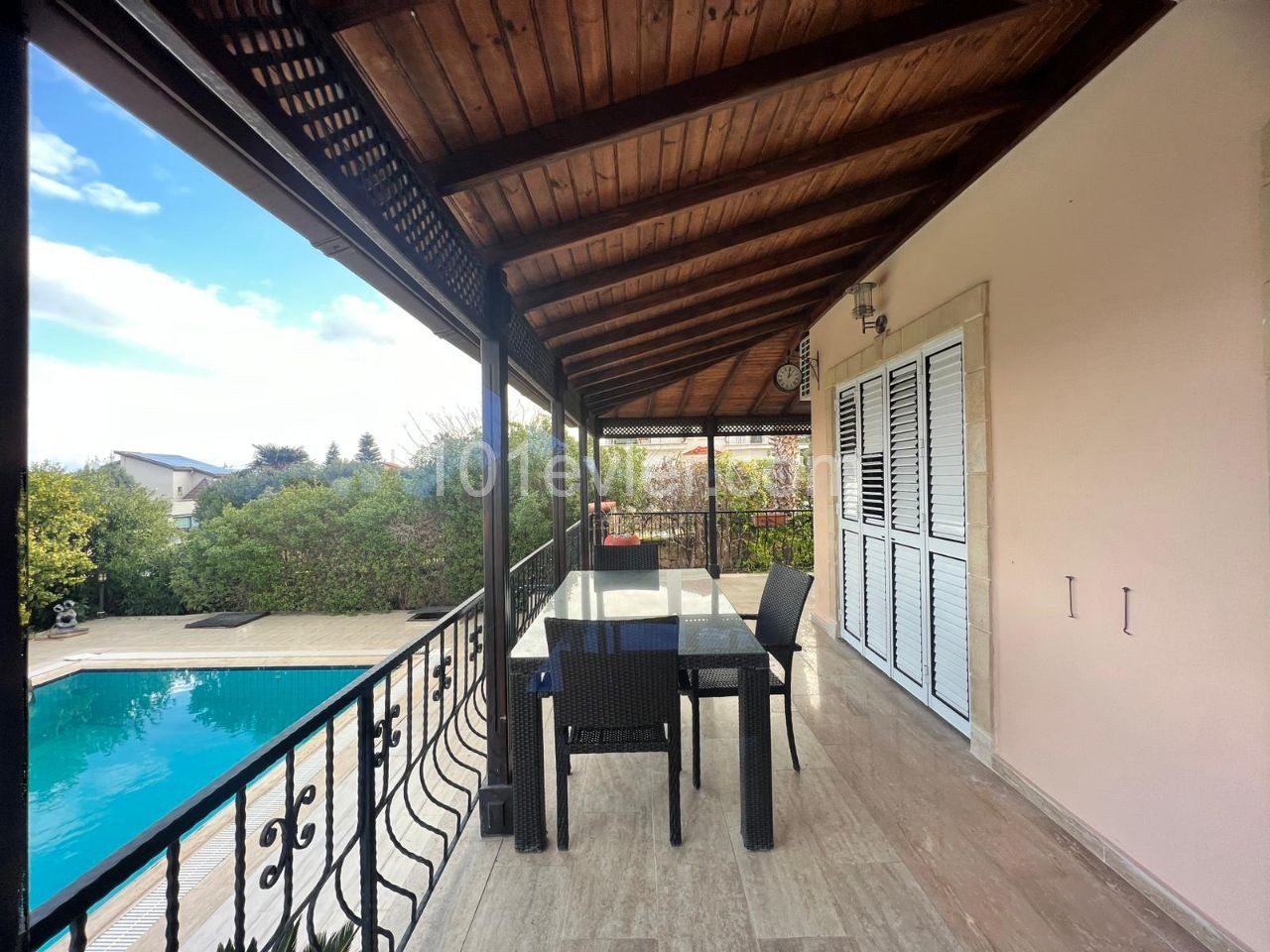 3+1 Villa Zu Vermieten mit Pool in Kyrenia ** 