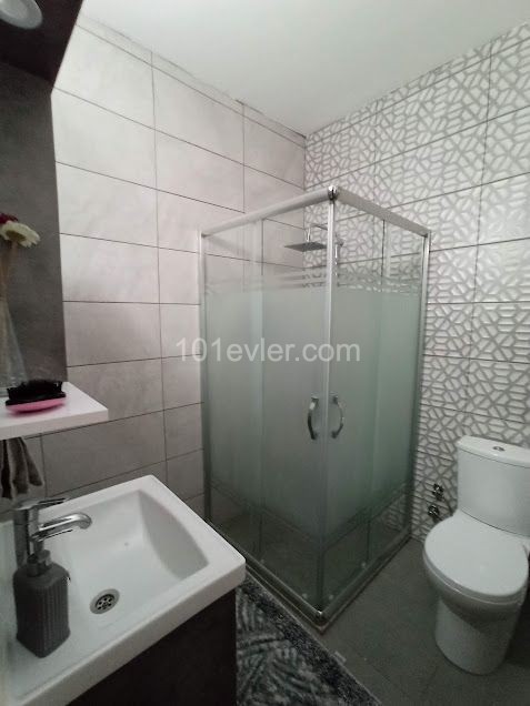 Garden floor flat in Kyrenia center ** 