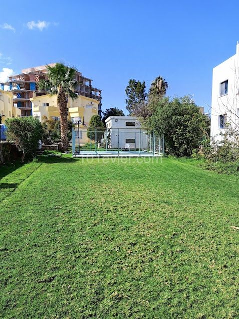 Garden floor flat in Kyrenia center ** 