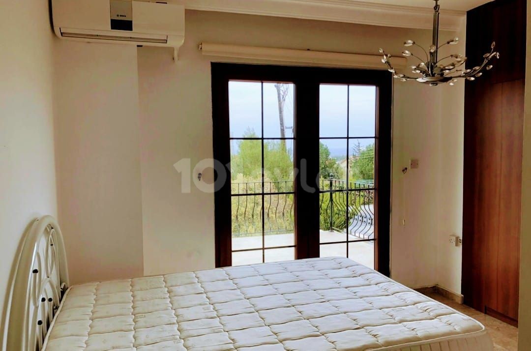 4+1 Villa for Sale in Walking Distance to the Sea in Çatalköy ** 