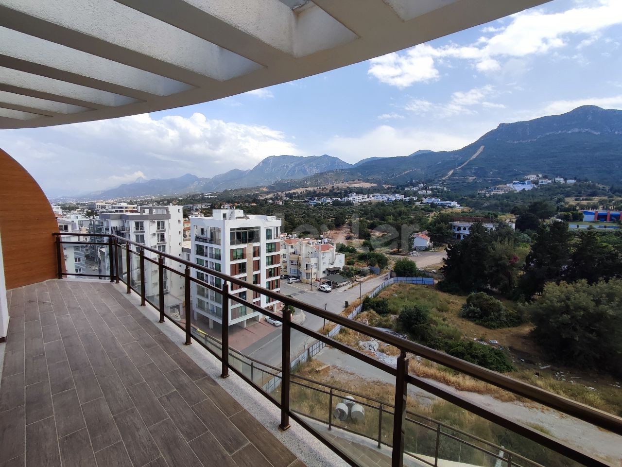 Girne Merkez'de Satılık Lux Penthouse