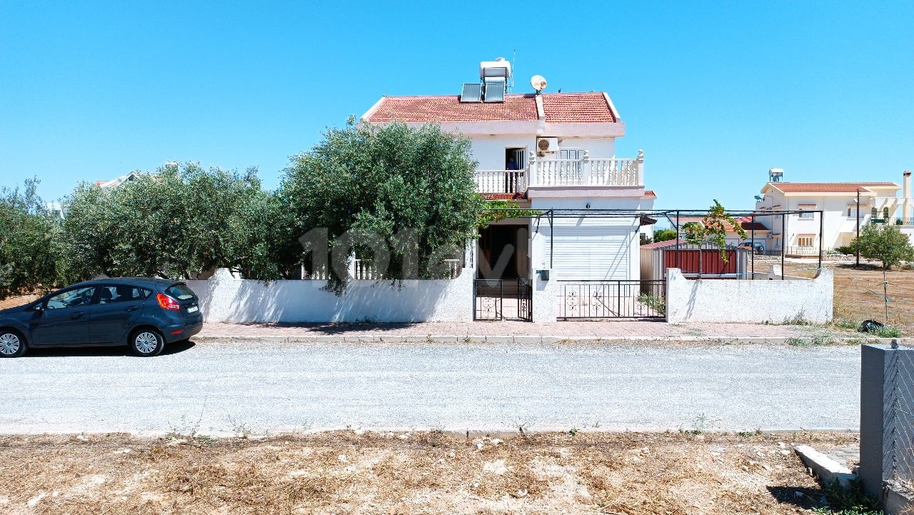 An amazing villa in Yeni Boğaziçi just by the sea!