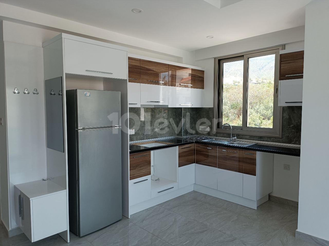 A Beautiful 2+1 Apartment in Kyrenia Center