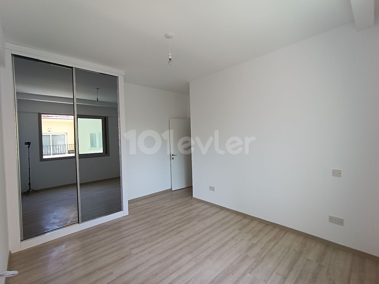 A Beautiful 2+1 Apartment in Kyrenia Center