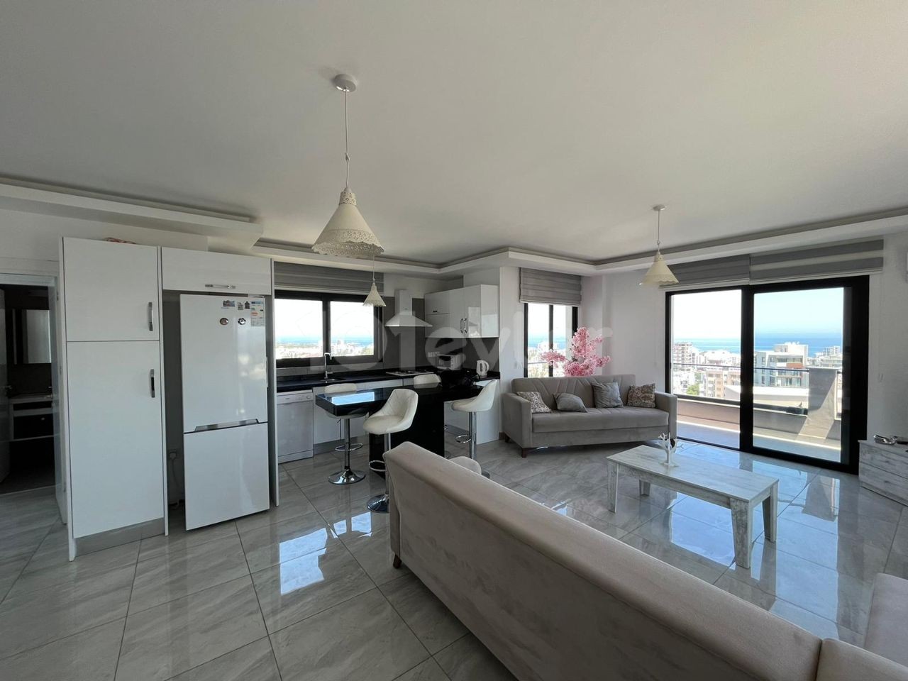 2+1 Penthouse For Rent With Sea And Mountain Views ** 