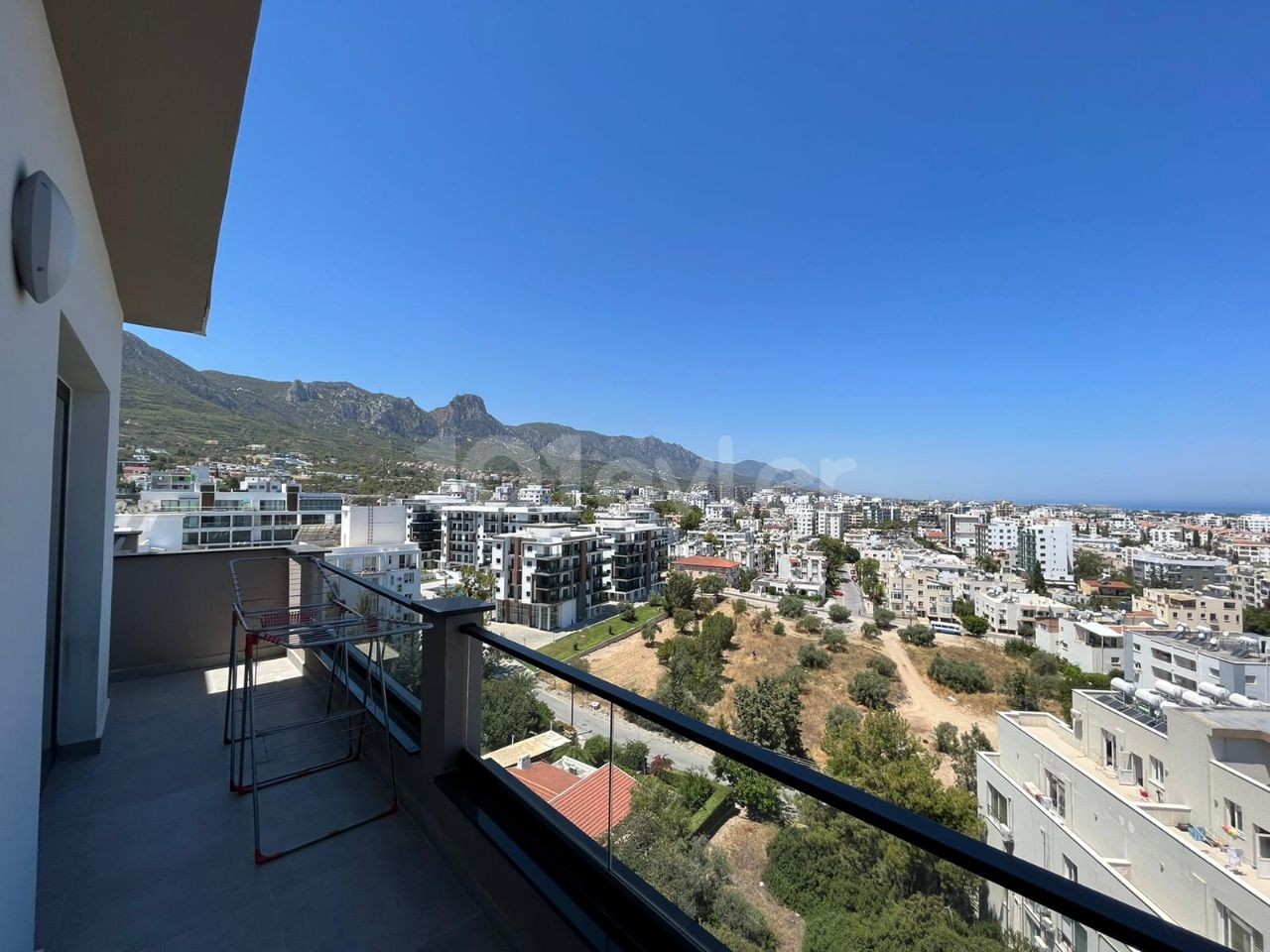 2+1 Penthouse For Rent With Sea And Mountain Views ** 