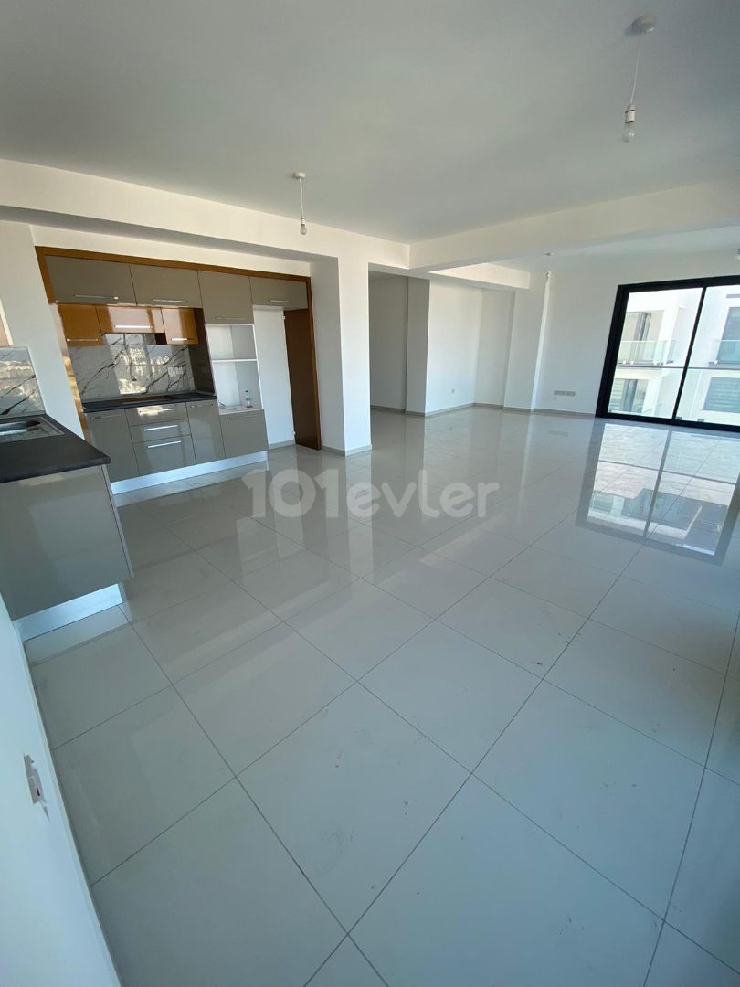 3+1 for sale in the center of Kyrenia ** 