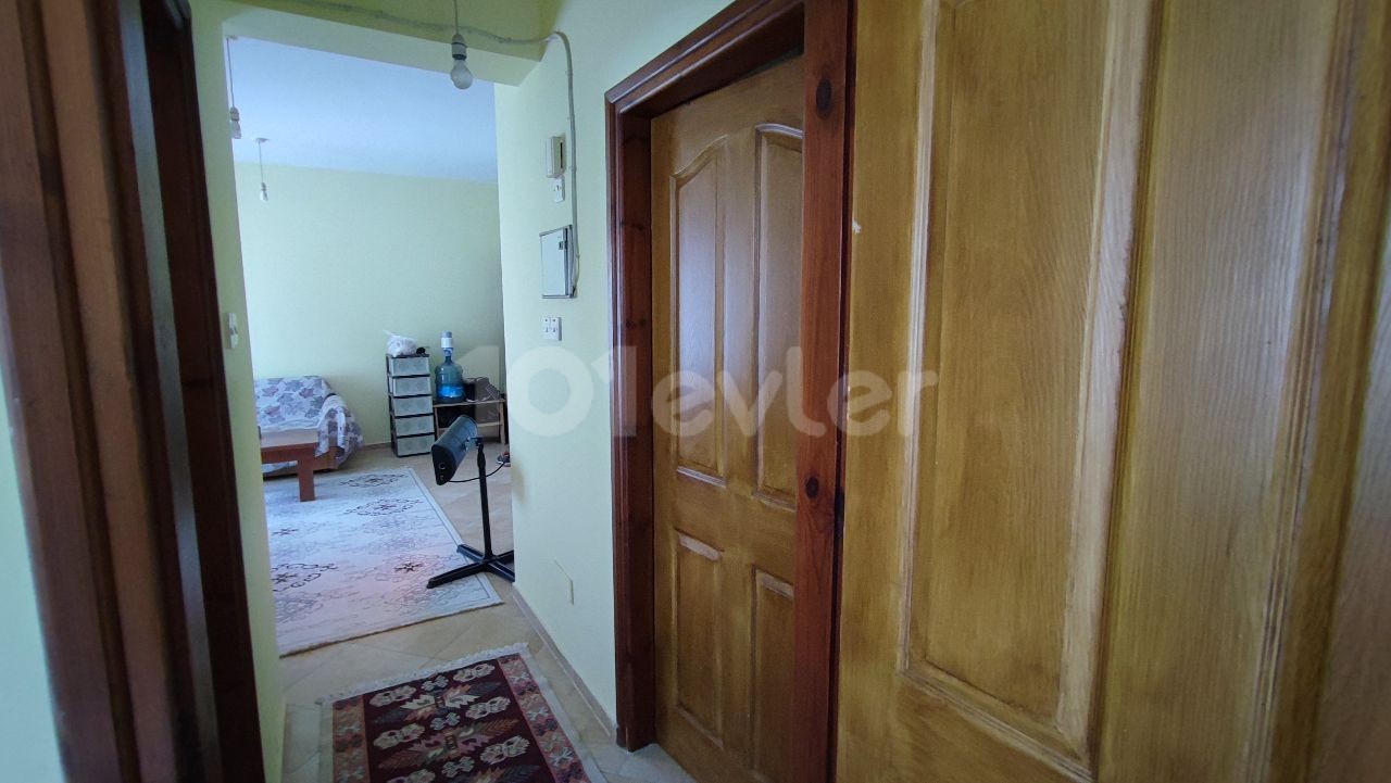 A cozy 2+1 in city center Kyrenia