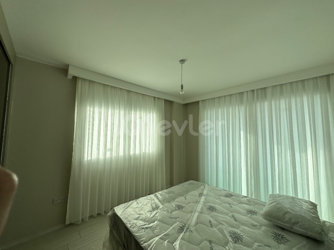 2+1 for rent in Kyrenia center