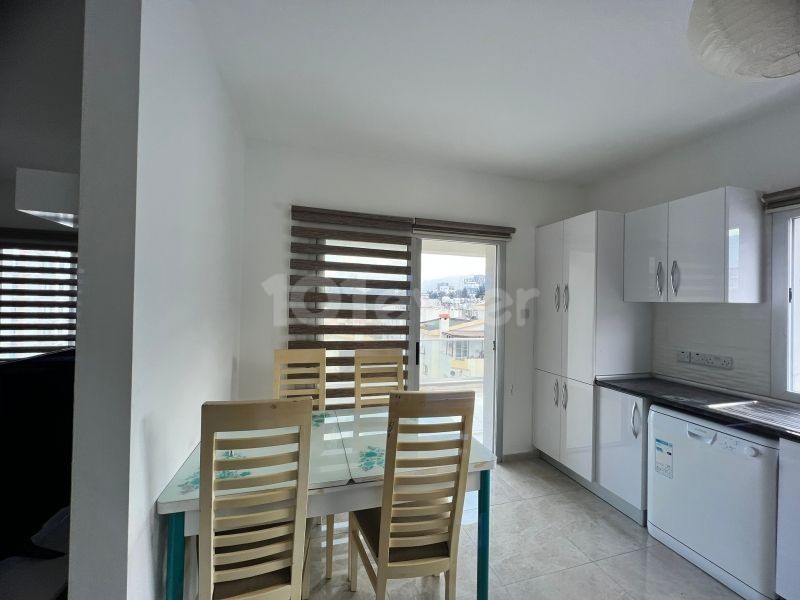 2+1 for sale in the center of Kyrenia