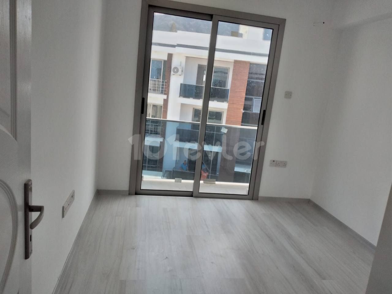 2+1 Wohnung zum Verkauf in Alsancak, bezugsfertig im Neubau