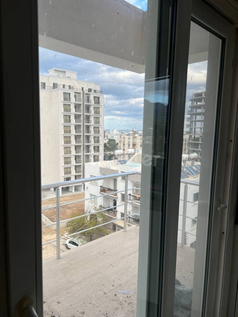 2+1 Flat for Rent in Kyrenia Center