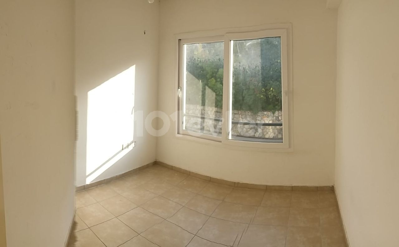 2+1 flat in Alsancak is on sale