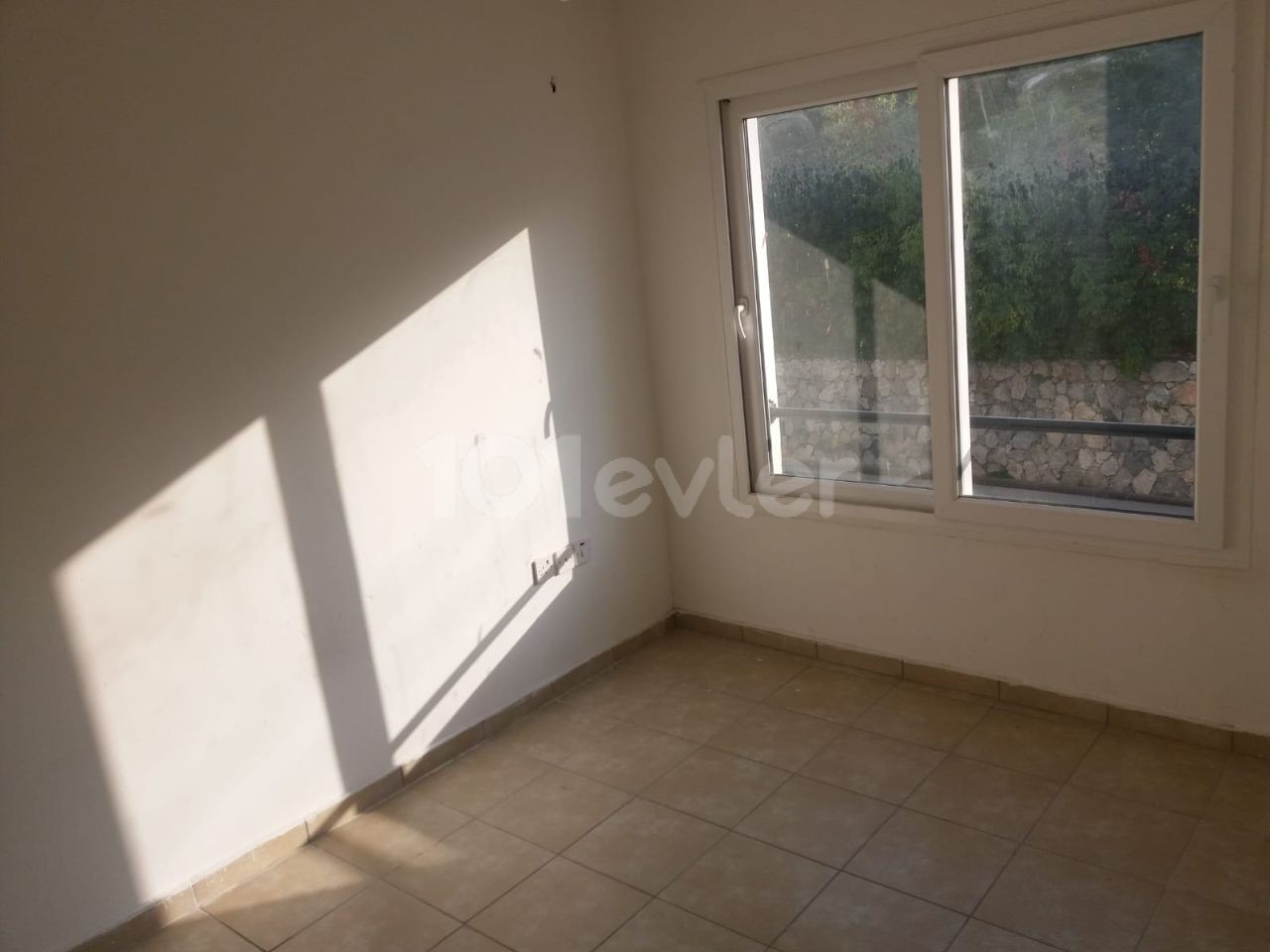 2+1 flat in Alsancak is on sale